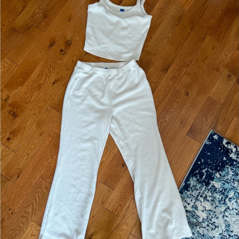 Women’s lounge set - White Wide Leg Pants with High Waist and Cozy Fabric